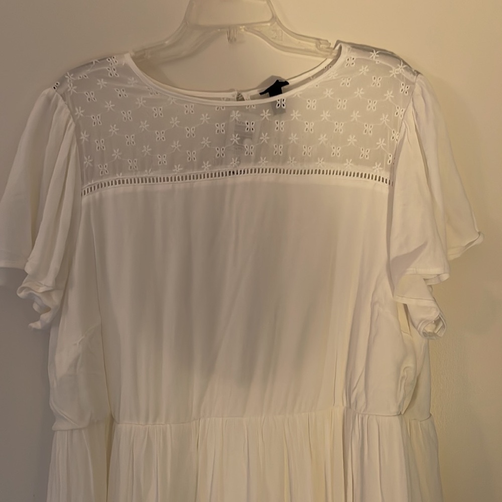 Dress - Picture 2 of 6